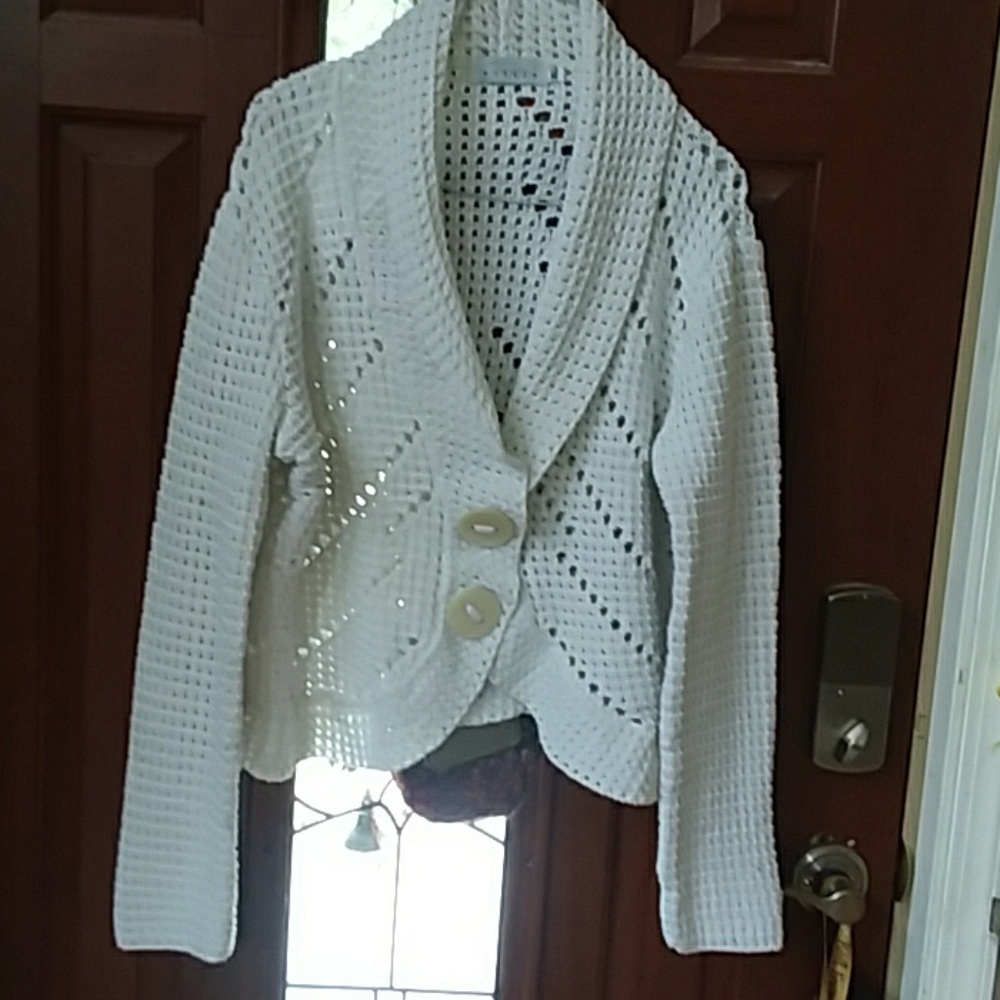 Cropped White long sleeve  open knit cardigan